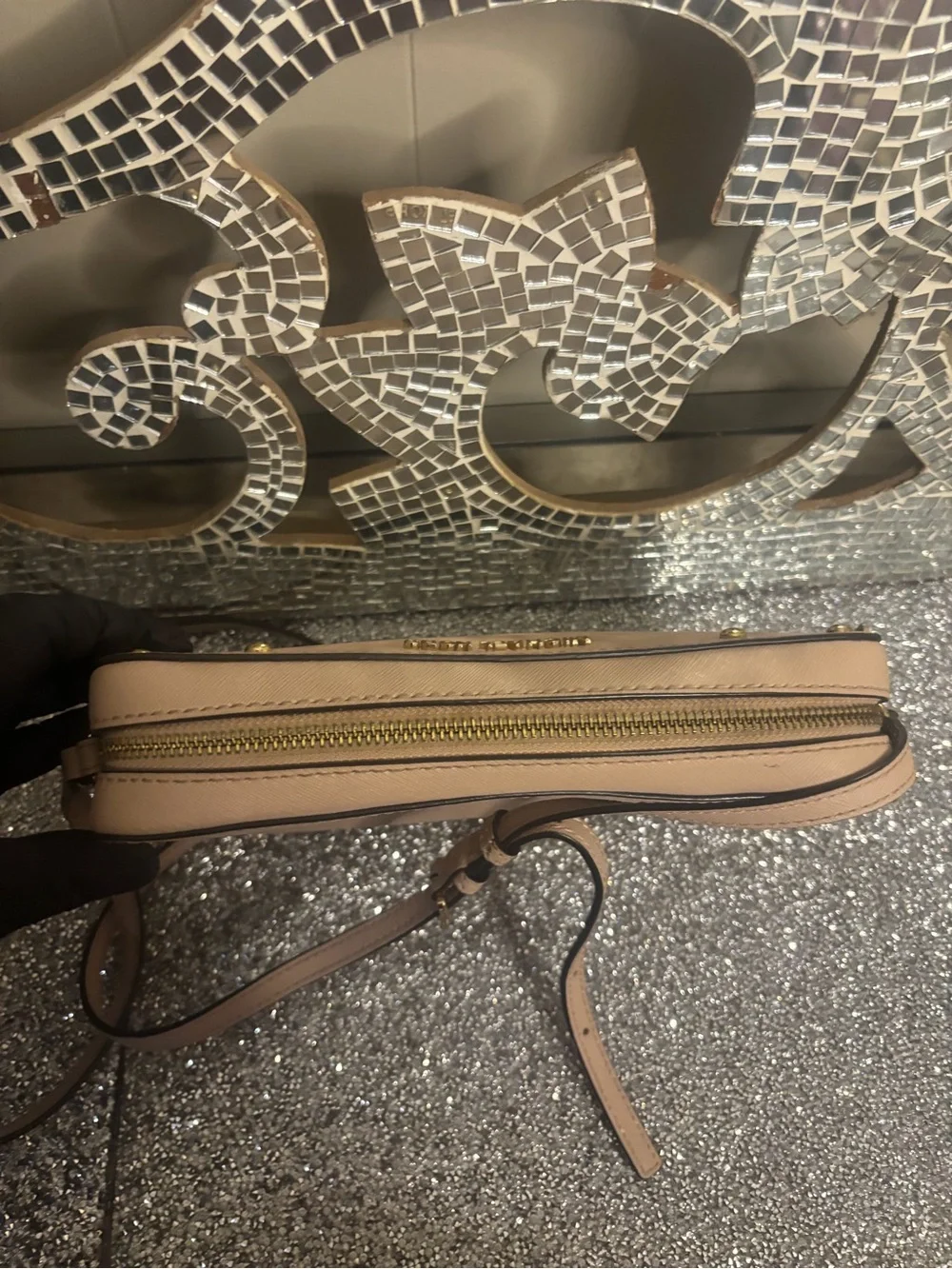💕Michael Kors Pebbled Leather Studded Crossbody Bag in Light Pink